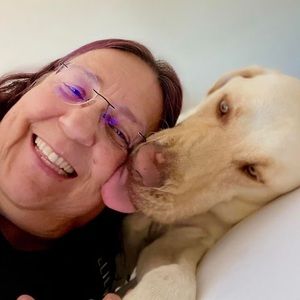 Meet your Posher, Linda